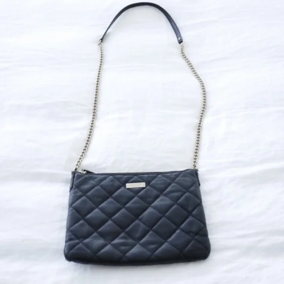 ⭐️HOST PICK x 2⭐️ Kate Spade Leather Purse - Picture 3 of 11